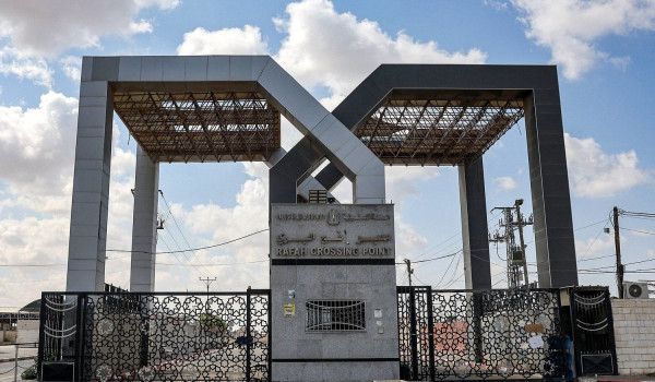 الاحتلال يمنع سفر الحالات الإنسانية أو ع...