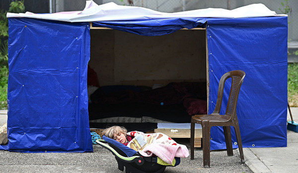 شهداء ومصابون بقصف إسرائيلي بلبنان وحزب ...