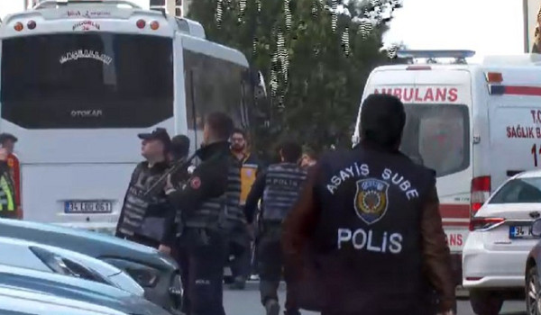 تركيا: قتلى ومصابون بعد إطلاق نار قرب ال...