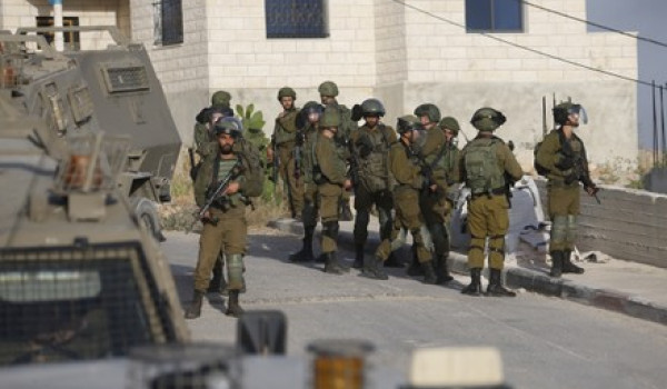 اقتحامات واسعة لقوات الاحتلال في الضفة  ...