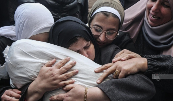 3 شهداء بينهم طفلة برصاص وقصف الاحتلال ف...