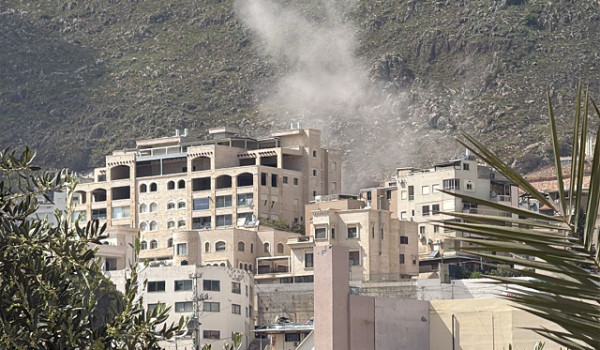 أكثر من 1900 شهيد في لبنان وحزب الله يطل...