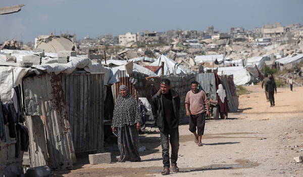 استمرار خروقات التهدئة بغزة وسط قصف ونسف...