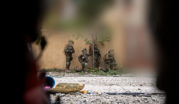 الجيش الإسرائيلي يطوّق بنت جبيل ويشتبك م...