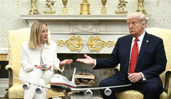 ترامب يهاجم ميلوني بعنف بسبب إيران وإيطا...