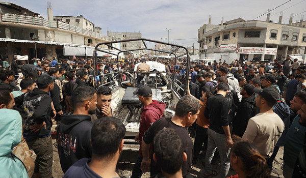 أكثر من 10 شهداء بغارات إسرائيلية على مد...