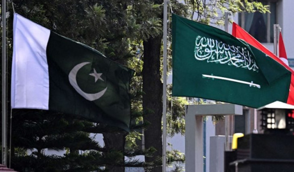 السعودية تقدم لباكستان دعما بثلاثة مليار...