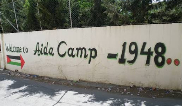 فتح في مخيم عايدة: على مسافة واحدة من جم...