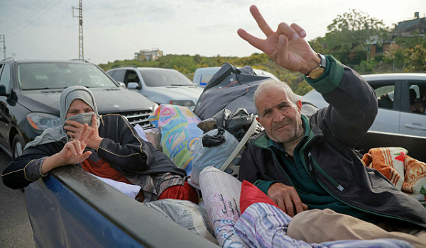 لبنان في اليوم الأول من الهدنة: شهيد بغا...