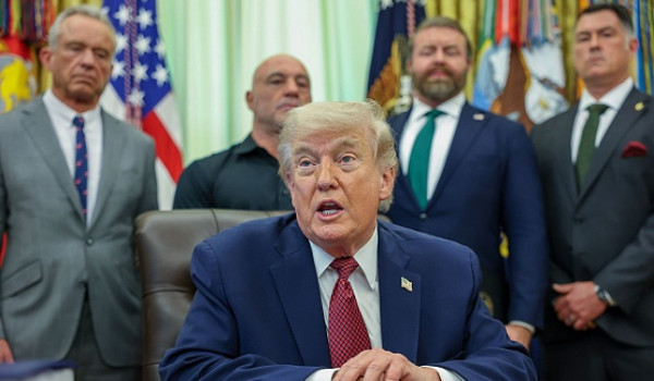 ترامب يرفض خططا عسكرية في إيران خشية الخ...