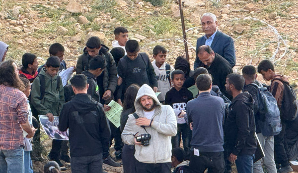 الاحتلال يقمع وقفة لطلبة 