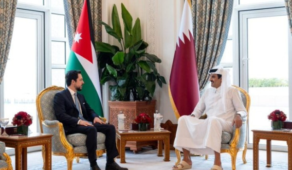 أمير قطر وولي عهد الأردن يبحثان في الدوح...
