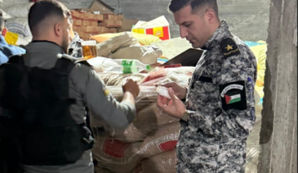 ضبط 3.5 طن مواد غذائية فاسدة في الخليل...