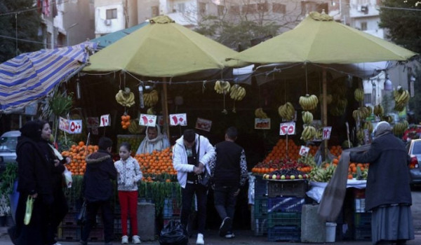 مصر تنفي دخول شحنات غذائية بها مستويات إ...