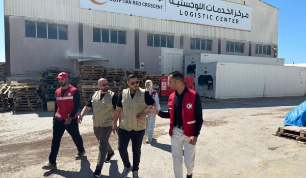 وفد جمعية روابي يزور العريش برفقة الهلال...