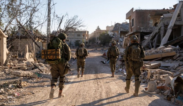 تقرير: جنود وضباط إسرائيليون ينهبون ممتل...