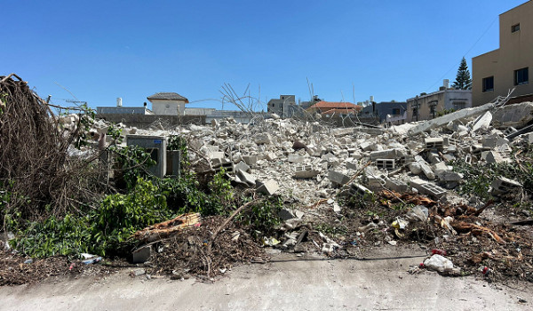 هدم مبنى سكني في كفر قرع بذريعة البناء د...