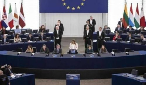 البرلمان الأوروبي يرفض الصياغات اليمينية...