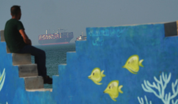 إيران تهدد بالرد على الحصار وترامب يرفض ...