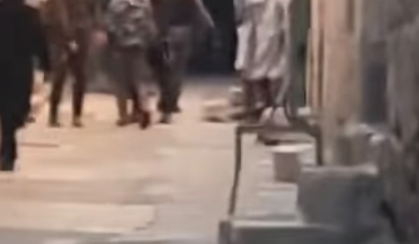حراس المسجد الاقصى يحبطون محاولة مستوطني...