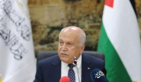 العامور يبحث مع 