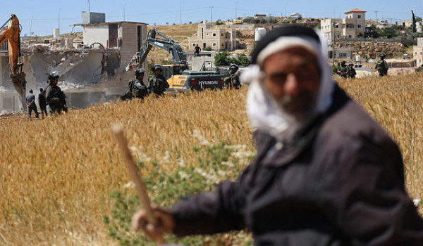 تصاعد اعتداءات المستوطنين بالضفة والقدس....