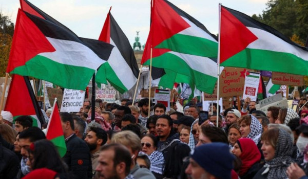 استئناف محاكمة 5 نشطاء مؤيدين لفلسطين في...
