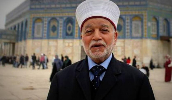 المفتي العام يؤكد جواز التضحية بالعجول ا...