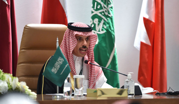 اتصال قطري سعودي في ظل مخاوف من انهيار ا...