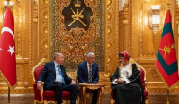 أردوغان يتباحث هاتفياً مع سلطان عُمان: ح...