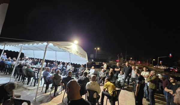 الطيبة: خيمة اعتصام للتصدي للمخططات المه...