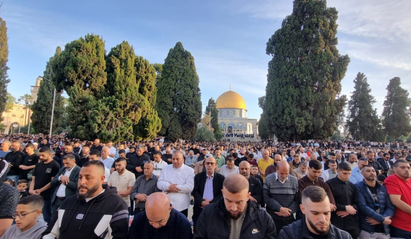 140 ألف مصلٍ يؤدون صلاة عيد الأضحى في ال...