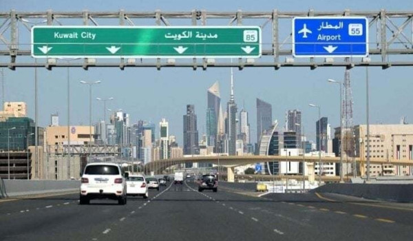 إصابات وأضرار في مطار الكويت بعد استهداف...