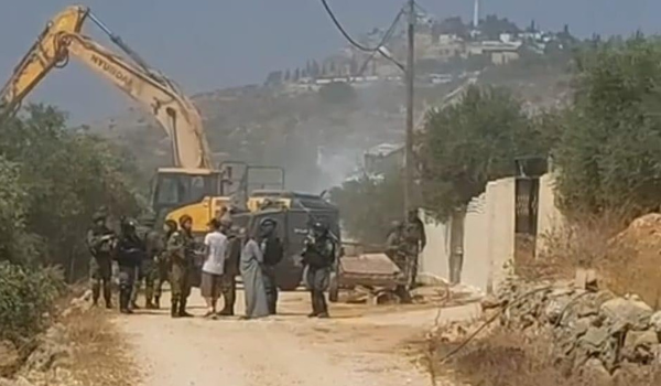 الاحتلال يشرع بهدم منزل في كفر الديك غرب...