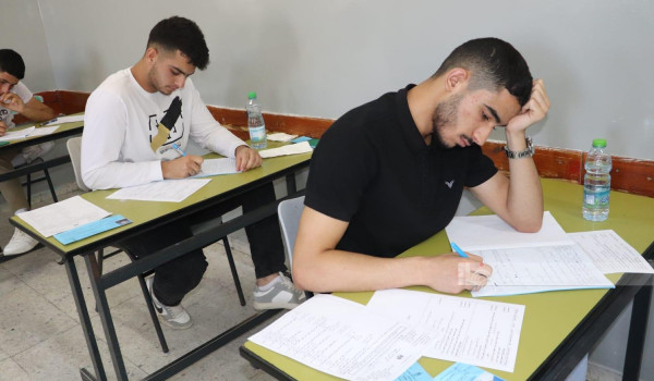 الخضور: امتحان التربية الدينية إلكترونيا...