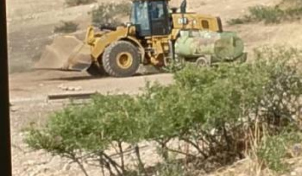 الاحتلال يدمر منشآت زراعية في عاطوف بالأ...