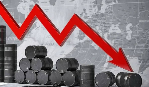 أسعار النفط تنخفض إلى أدنى مستوى لها منذ...