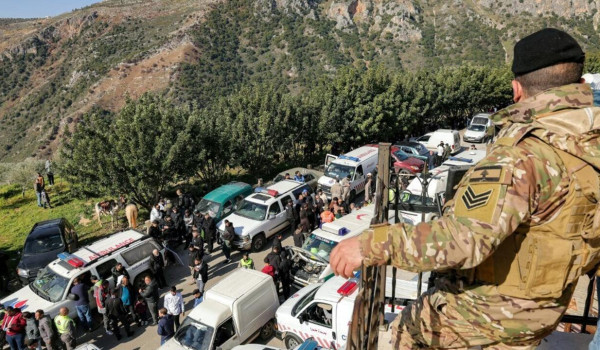 نازحون لبنانيون يعودون إلى الجنوب ونتنيا...