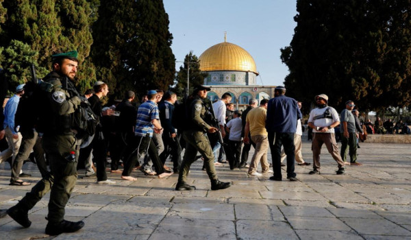 اقتحام جماعي لـ500 مستوطن للأقصى...و1403...