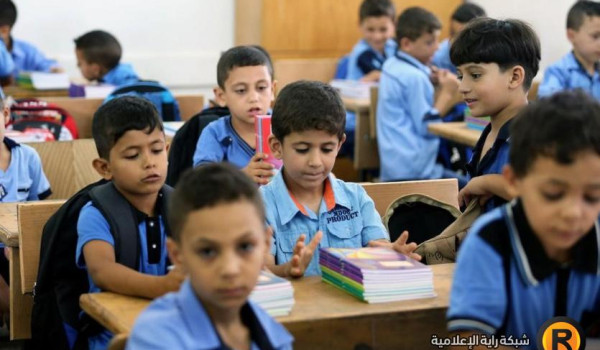 تربية الخليل تطلق المدارس الصيفية وتكرم ...