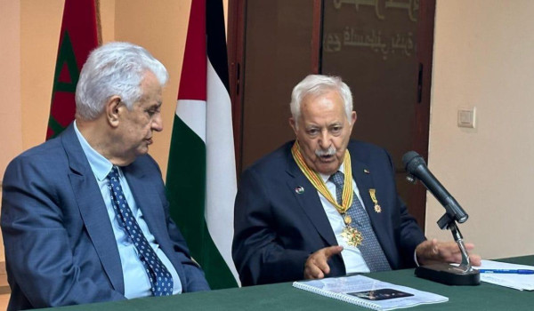 الرئيس يمنح المهندس المغربي أحمد البيّاز...