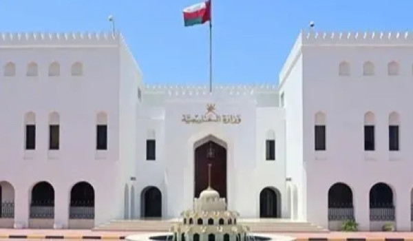 سلطنة عُمان تستدعي السفير الإيراني وتسلم...