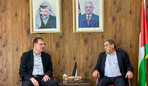 المحافظ ابو عليا يشيد بدور عطاء جامعة ال...
