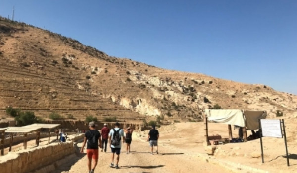 وزارة السياحة الفلسطينية تُدرج 12 موقعًا...