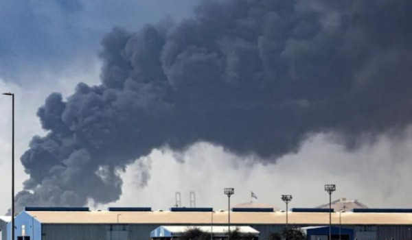 الجيش الإيراني يعلن استهداف قاعدتين أمري...