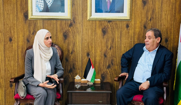 ابو عليا يستقبل وكيل وزارة الاتصالات ويش...