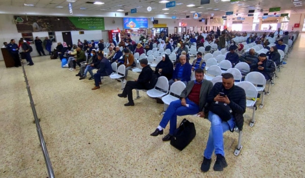 42 ألف مسافر.. حركة سفر نشطة على معبر ال...