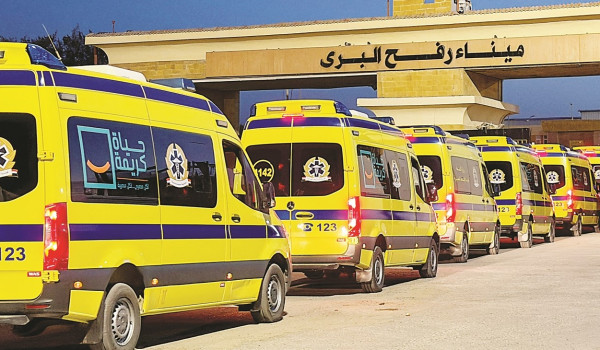 إجلاء طبي عبر معبر رفح شمل 71 شخصا...