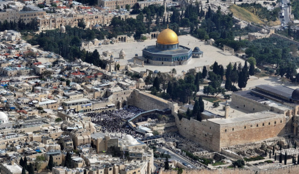 محافظة القدس تدعو لحقن الدماء وصون السلم...