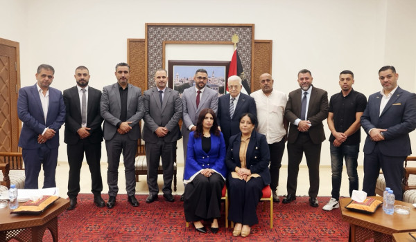 الرئيس يستقبل رئيس وأعضاء مجلس بلدي سلفي...